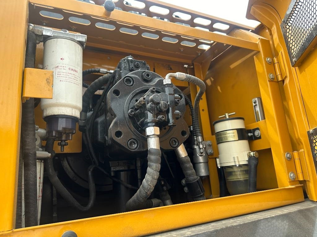 Sany SY 365 H - Crawler excavator: picture 5 Sany SY 365 H - Crawler excavator: picture 5