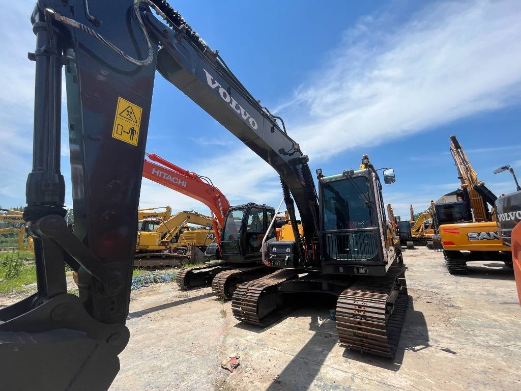 Crawler excavator Volvo EC 140: picture 8