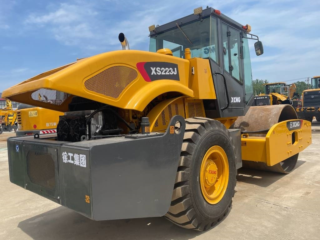 XCMG XS 223 J - Compactor: picture 3 XCMG XS 223 J - Compactor: picture 3
