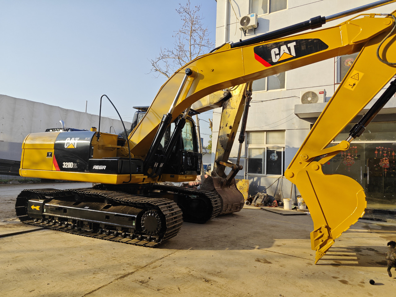 Crawler excavator CATERPILLAR 320D: picture 6 Crawler excavator CATERPILLAR 320D: picture 6