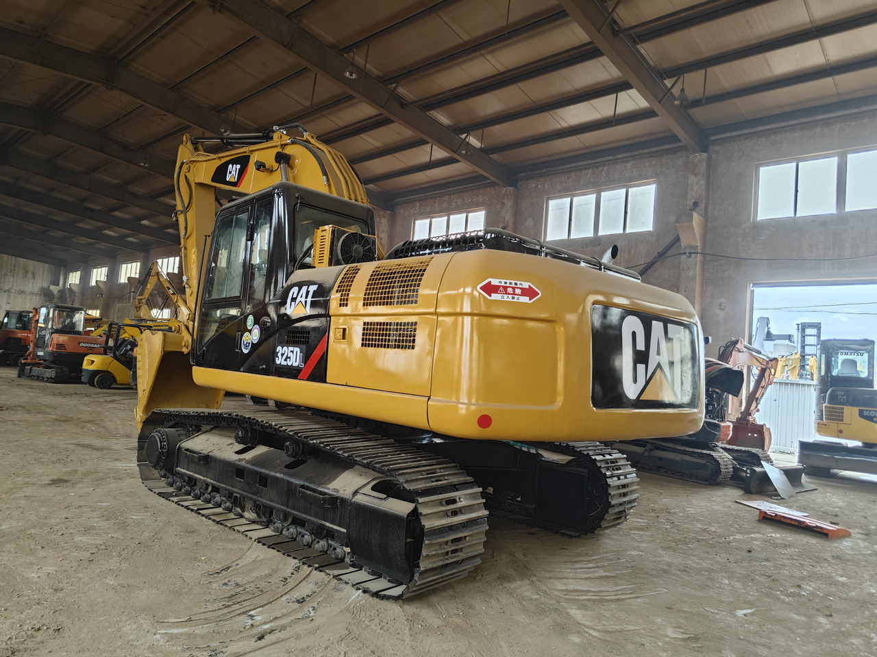 CATERPILLAR 325D - Crawler excavator: picture 3 CATERPILLAR 325D - Crawler excavator: picture 3