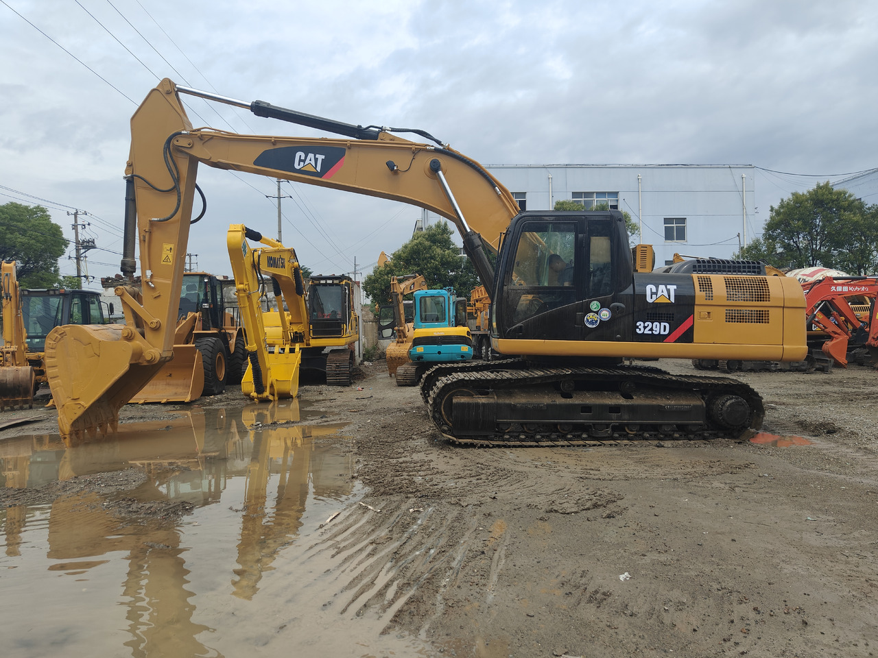 CATERPILLAR 329D used cat 29ton 329 excavator 325d 330d 336d - Crawler excavator: picture 2 CATERPILLAR 329D used cat 29ton 329 excavator 325d 330d 336d - Crawler excavator: picture 2