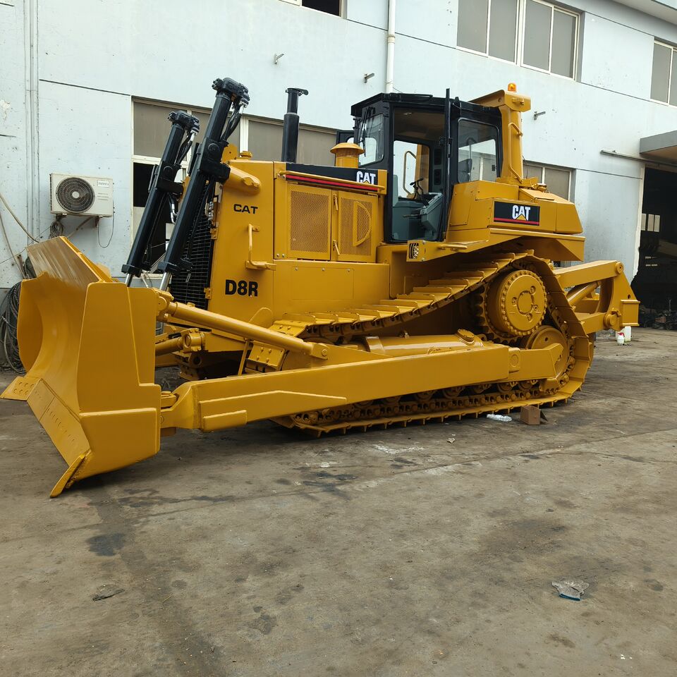 CATERPILLAR D8R - Bulldozer: picture 3 CATERPILLAR D8R - Bulldozer: picture 3