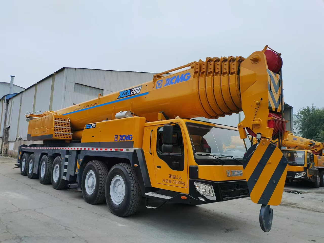XCMG XCA260 260TON TRUCK CRANE - Mobile crane: picture 1 XCMG XCA260 260TON TRUCK CRANE - Mobile crane: picture 1