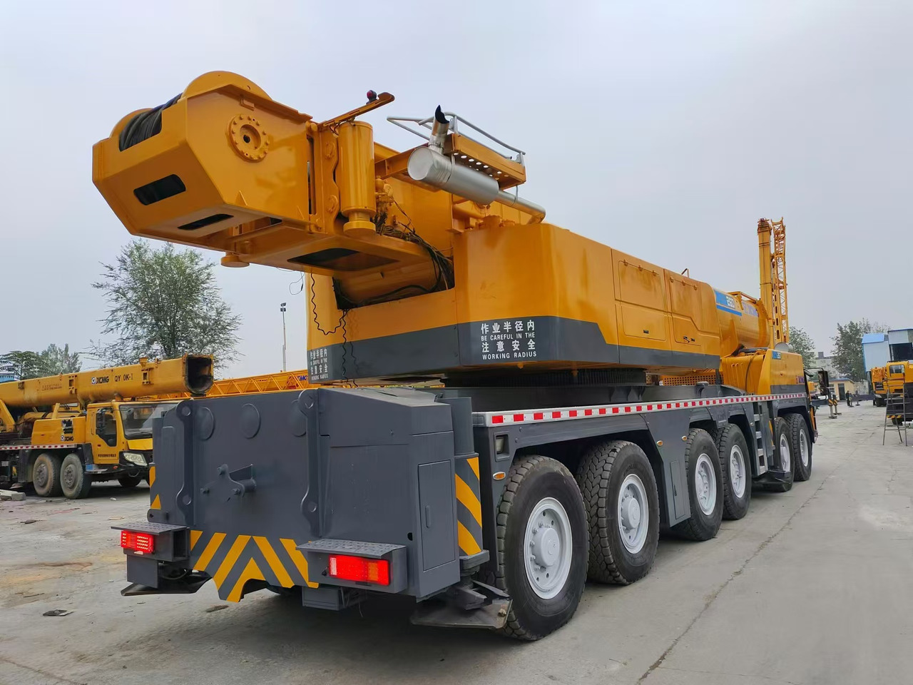 XCMG XCA260 260TON TRUCK CRANE - Mobile crane: picture 2 XCMG XCA260 260TON TRUCK CRANE - Mobile crane: picture 2