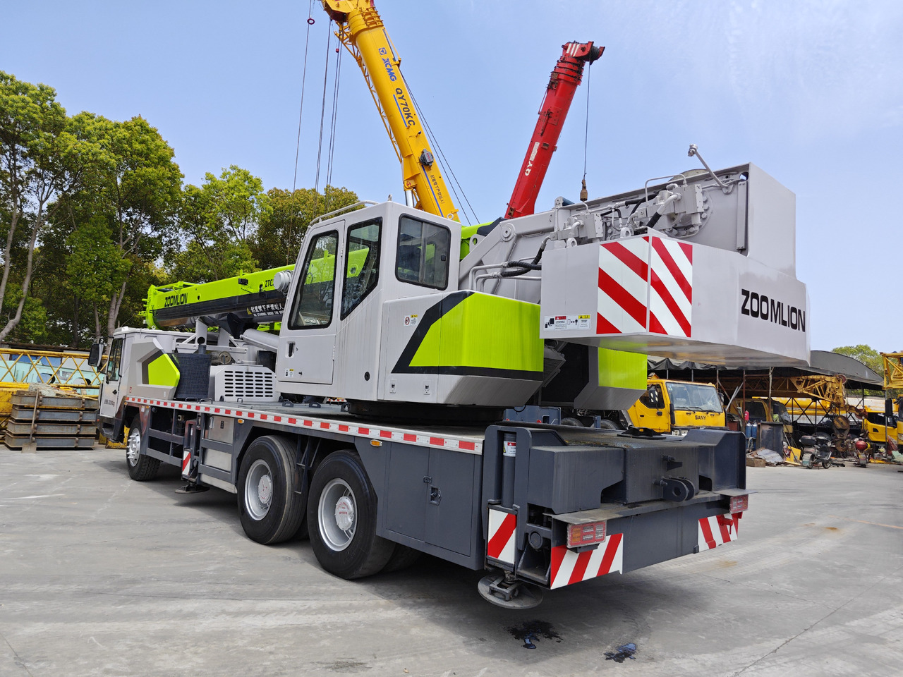 ZOOMLION ZTC251V - Mobile crane: picture 5 ZOOMLION ZTC251V - Mobile crane: picture 5
