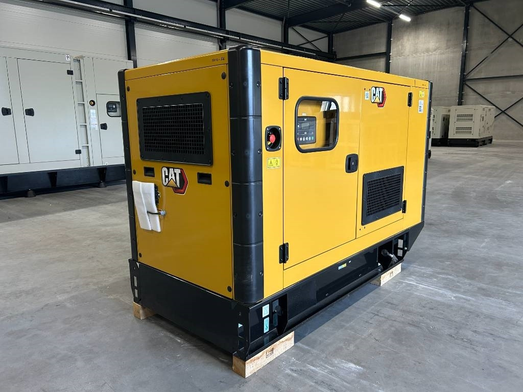 CAT DE88E0 - 88 kVA Generator - DPX-18012 - Generator set: picture 2 CAT DE88E0 - 88 kVA Generator - DPX-18012 - Generator set: picture 2