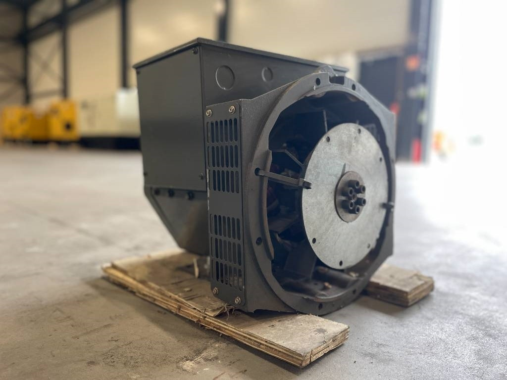 DPX SF-164C - 13 kVA Alternator - DPX-33801 - Generator set: picture 3 DPX SF-164C - 13 kVA Alternator - DPX-33801 - Generator set: picture 3