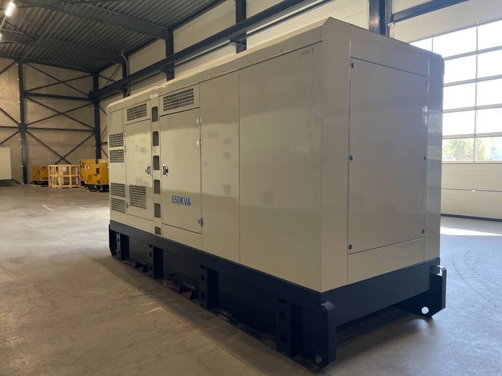 Iveco CR13TE7W - 550 kVA Generator - DPX-19797 - Generator set: picture 3 Iveco CR13TE7W - 550 kVA Generator - DPX-19797 - Generator set: picture 3