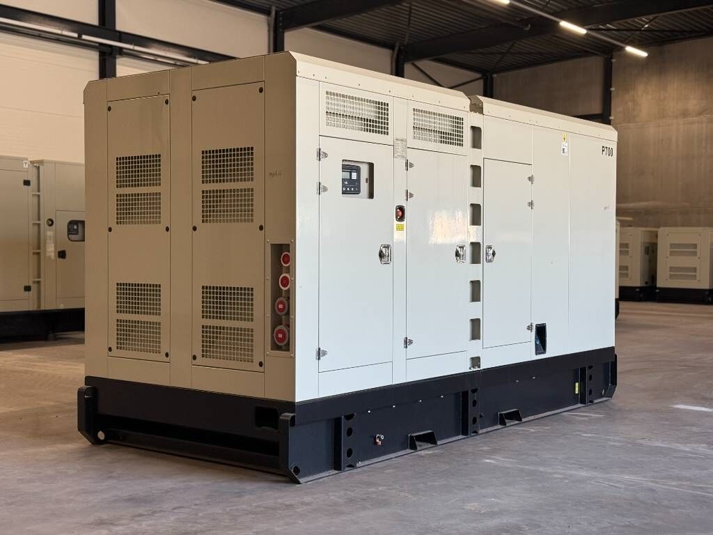 Perkins 2806D-E18TAG1A - 700 kVA Generator - DPX-19816 - Generator set: picture 2 Perkins 2806D-E18TAG1A - 700 kVA Generator - DPX-19816 - Generator set: picture 2