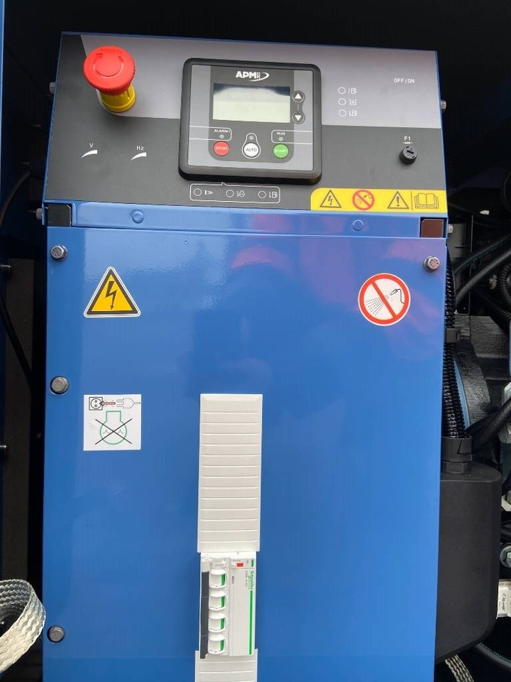 Leasing of Sdmo K9 - 9 kVA Generator - DPX-17000  Sdmo K9 - 9 kVA Generator - DPX-17000: picture 6