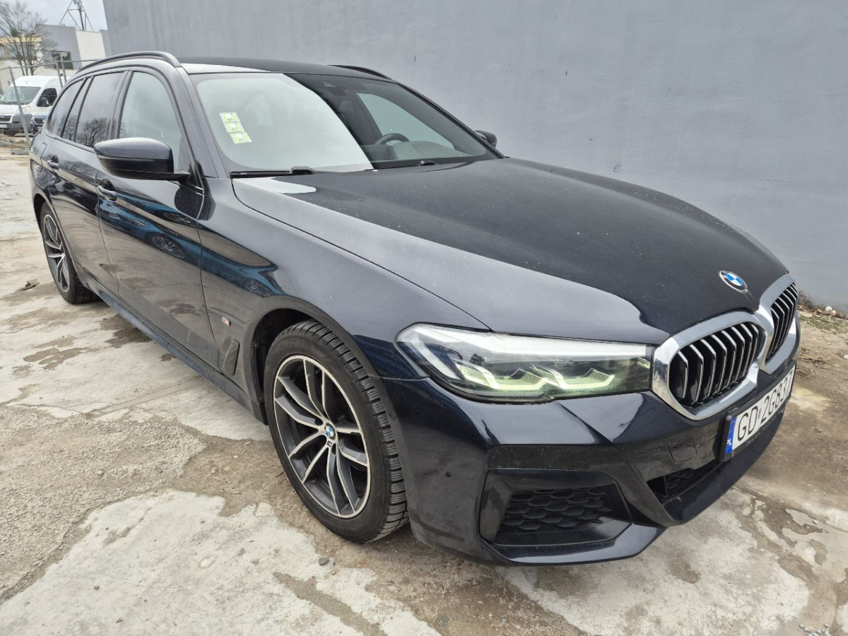 BMW 520d xDrive mHEV M Sport KOMBI - Car: picture 1 BMW 520d xDrive mHEV M Sport KOMBI - Car: picture 1