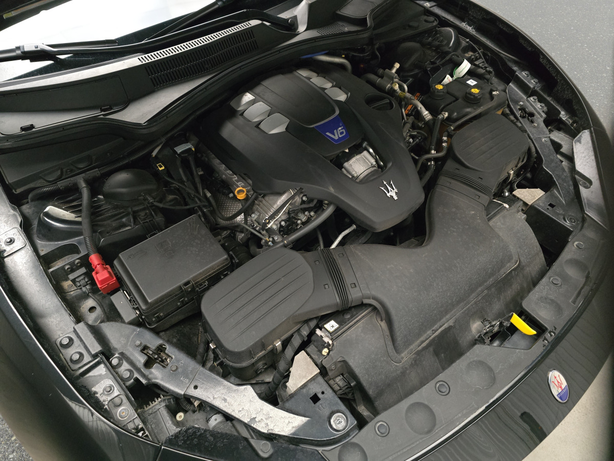 Sedan MASERATI GHIBLI S Q4 SEDAN: picture 15