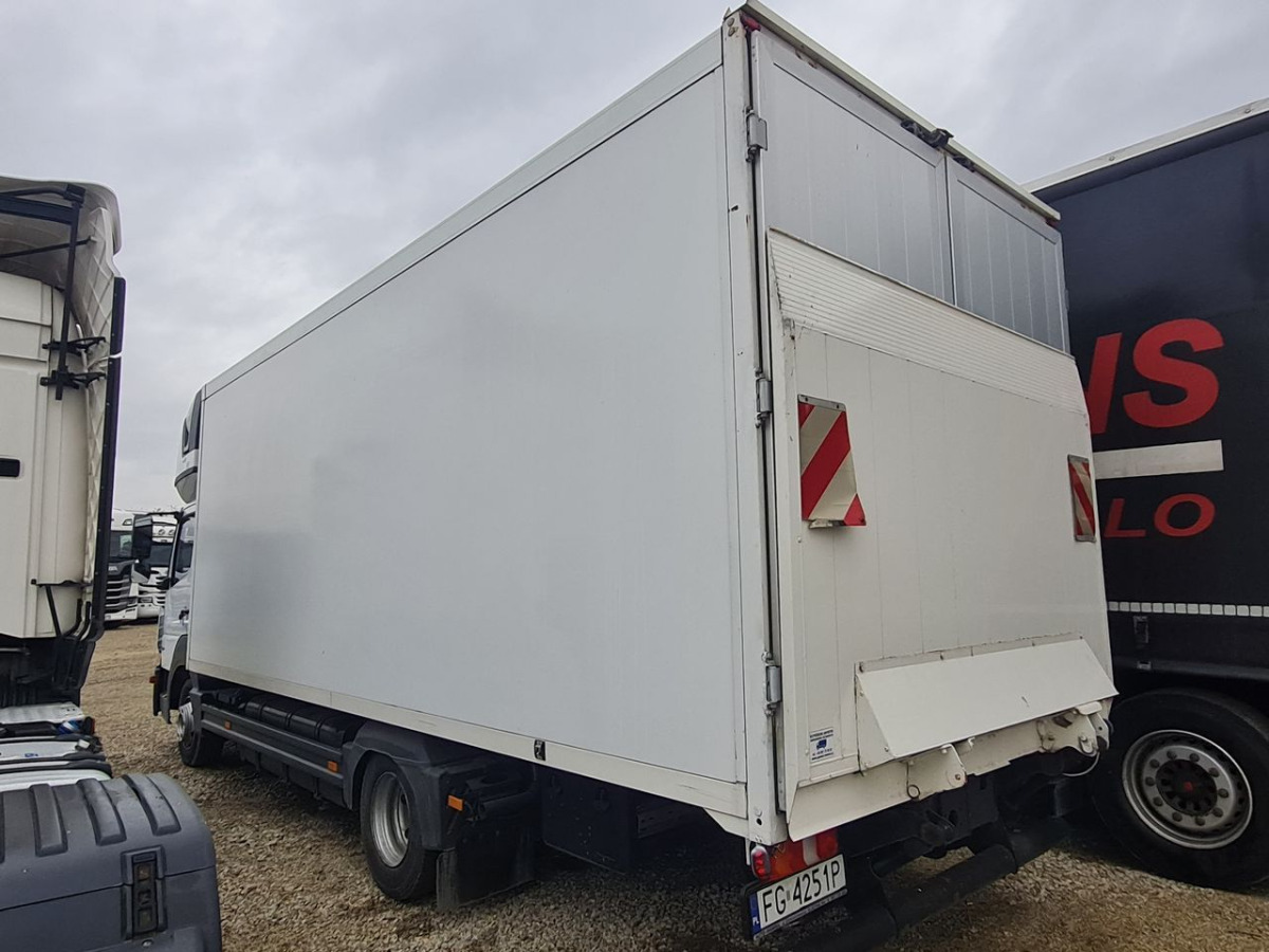 MERCEDES BENZ ATEGO KONTENER Z WINDĄ - Box van: picture 4 MERCEDES BENZ ATEGO KONTENER Z WINDĄ - Box van: picture 4