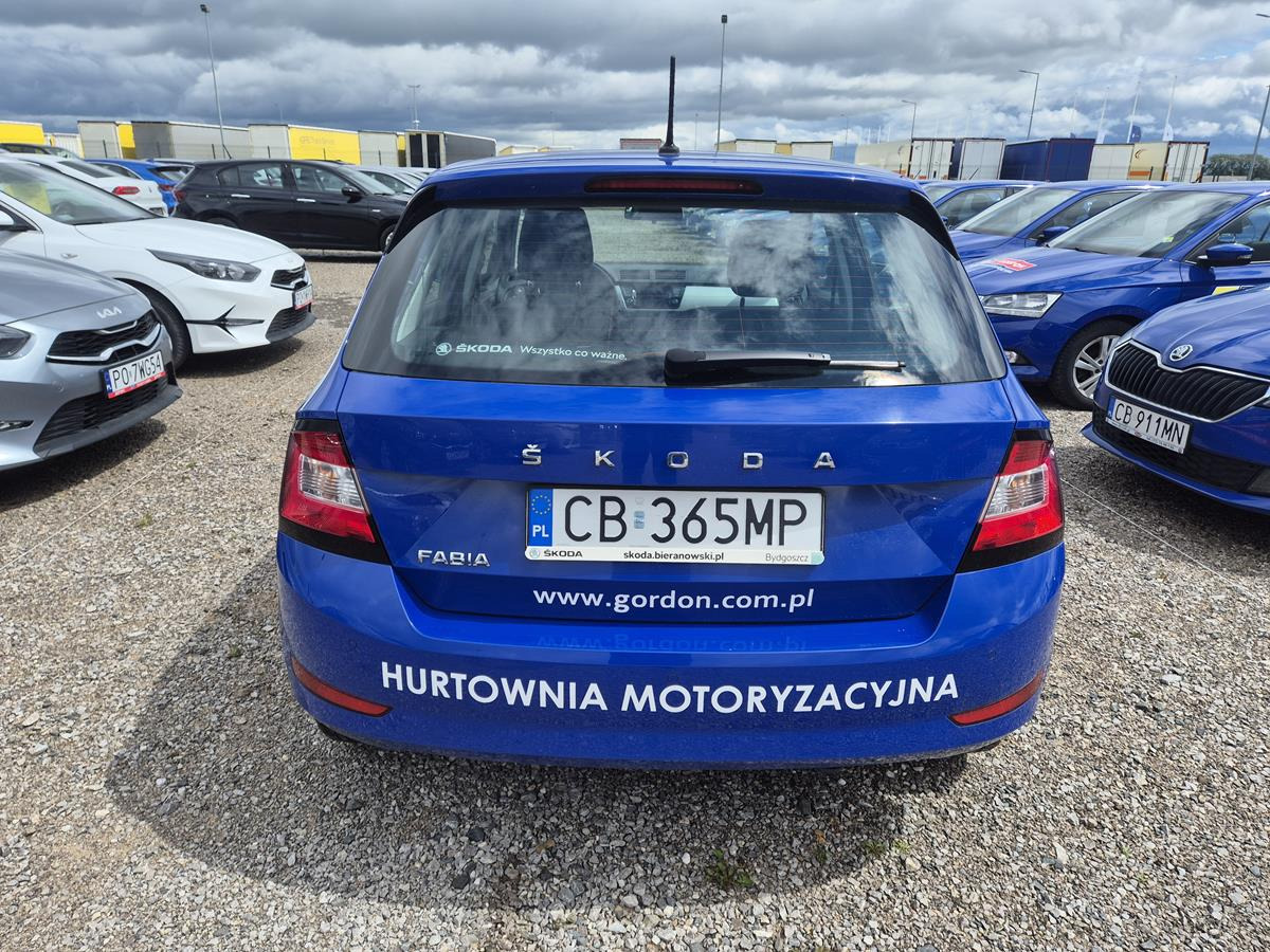 SKODA FABIA HATCHBACK - Hatchback: picture 5 SKODA FABIA HATCHBACK - Hatchback: picture 5