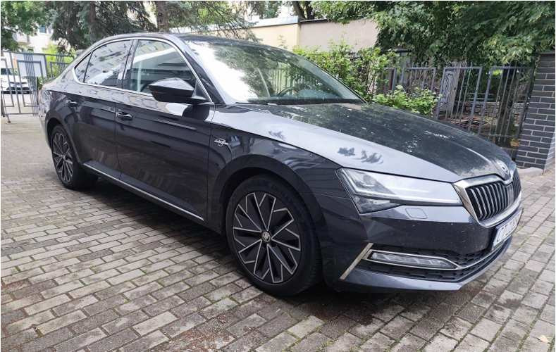 SKODA SUPERB HATCHBACK - Hatchback: picture 1 SKODA SUPERB HATCHBACK - Hatchback: picture 1