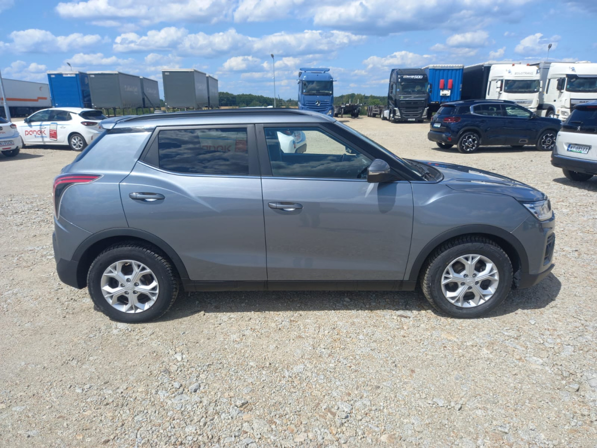 SSANGYONG TIVOLI SUV - SUV: picture 4 SSANGYONG TIVOLI SUV - SUV: picture 4