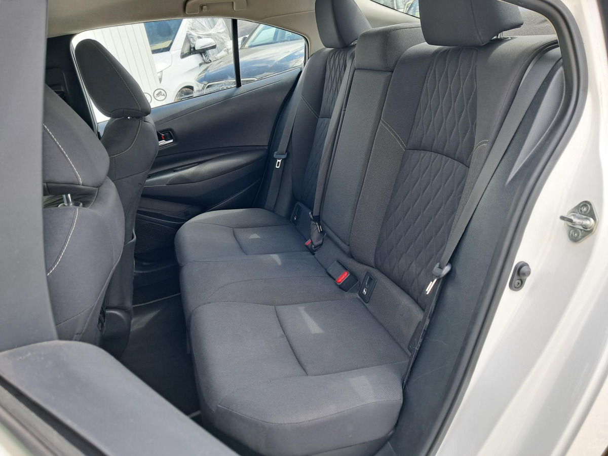 Sedan TOYOTA COROLLA SEDAN: picture 7