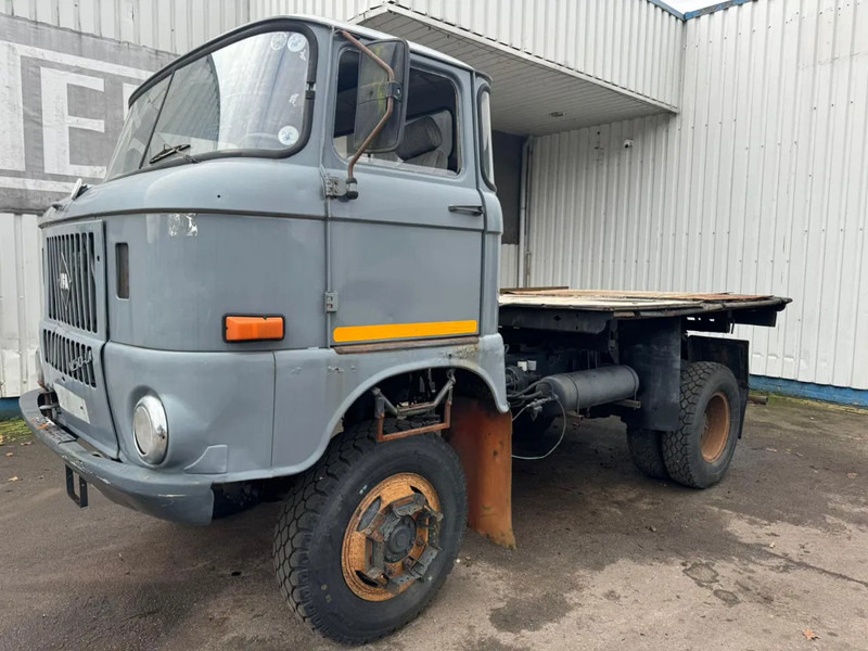 IFA W 50 LA , 4x4 - Dropside/ Flatbed truck: picture 1 IFA W 50 LA , 4x4 - Dropside/ Flatbed truck: picture 1