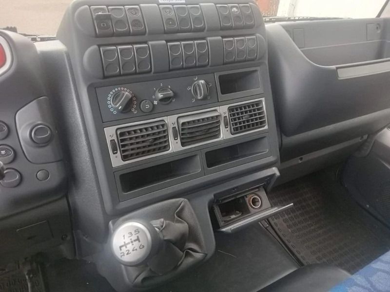 Box truck Iveco EuroCargo 180 Eurocargo 75E180 , Spring Suspension , Closed box , Tailgate: picture 14 Box truck Iveco EuroCargo 180 Eurocargo 75E180 , Spring Suspension , Closed box , Tailgate: picture 14