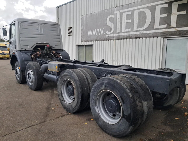 Mercedes-Benz 3235SK / 3535SK , 8x4, V8 BiTurbo, ZF Manual , Spring Suspension - Cab chassis truck: picture 5 Mercedes-Benz 3235SK / 3535SK , 8x4, V8 BiTurbo, ZF Manual , Spring Suspension - Cab chassis truck: picture 5