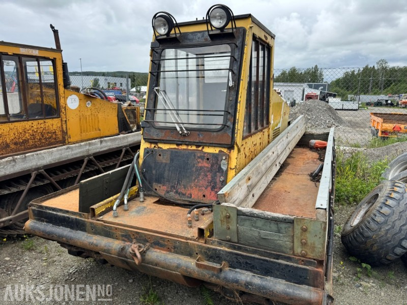 1974 Bombardier MM74 Muskeg med vinsj og lunnebom - Construction equipment: picture 2 1974 Bombardier MM74 Muskeg med vinsj og lunnebom - Construction equipment: picture 2