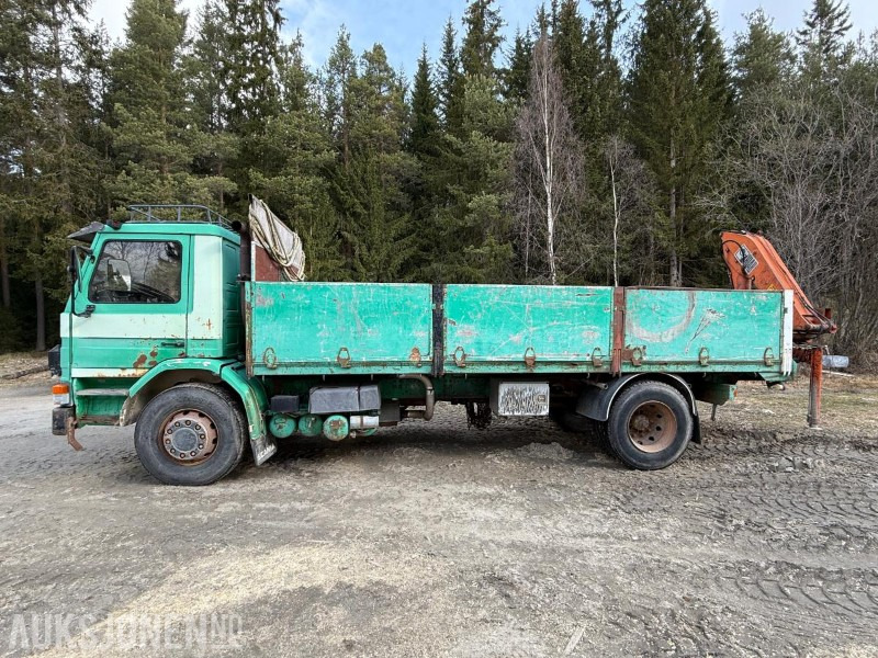 1981 Scania P82M 4X2 LS50 - Crane truck: picture 2 1981 Scania P82M 4X2 LS50 - Crane truck: picture 2