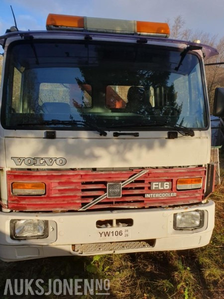 Tipper 1986 Volvo FL6164X2 tippbil med kran: picture 8