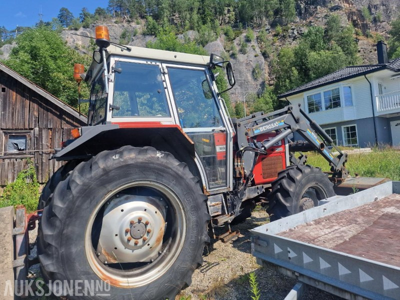 1993 Massey Ferguson 375, Reparasjonsobjekt - Farm tractor: picture 3 1993 Massey Ferguson 375, Reparasjonsobjekt - Farm tractor: picture 3