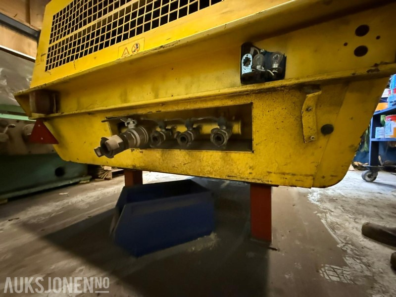 Construction equipment 1995 Atlas Copco XAS 125 Kompressor: picture 10