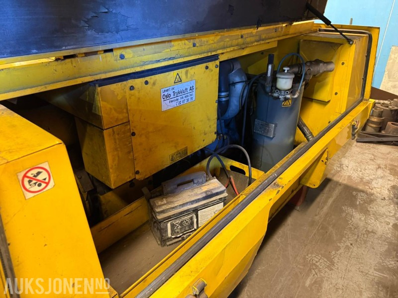 Construction equipment 1995 Atlas Copco XAS 125 Kompressor: picture 18