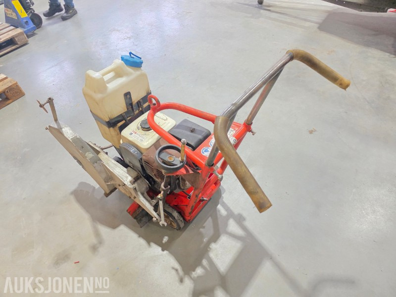 1997 KSG 461 Asfaltsag - 10kW - 98kg - Construction equipment: picture 3 1997 KSG 461 Asfaltsag - 10kW - 98kg - Construction equipment: picture 3
