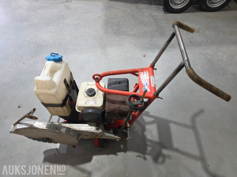 1997 KSG 461 Asfaltsag - 10kW - 98kg - Construction equipment: picture 4 1997 KSG 461 Asfaltsag - 10kW - 98kg - Construction equipment: picture 4