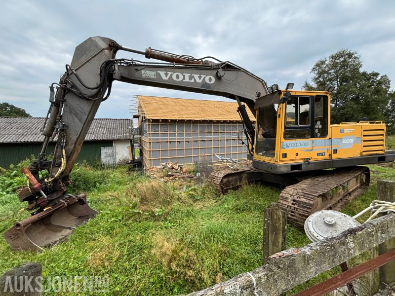 1997 Volvo EC230B Åkerman KM01 Feste 3 Skuffer 1 Klype - Excavator: picture 1 1997 Volvo EC230B Åkerman KM01 Feste 3 Skuffer 1 Klype - Excavator: picture 1
