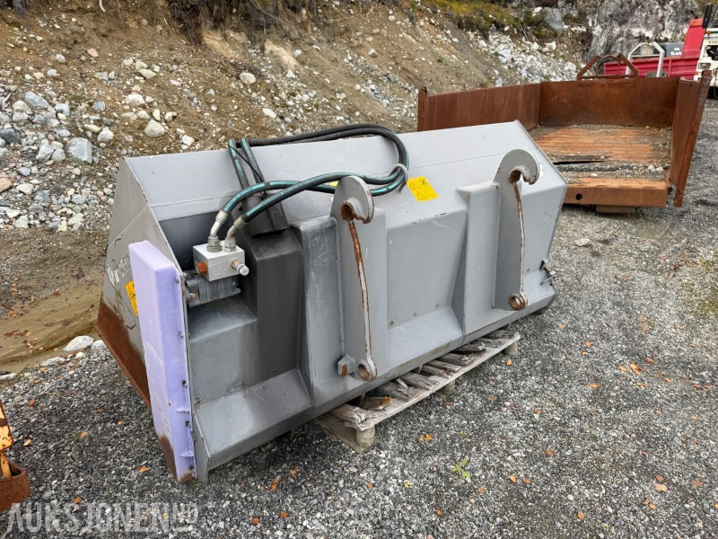 2000 Holms Strøskuffe 2m3 - BM feste - Loader bucket: picture 5 2000 Holms Strøskuffe 2m3 - BM feste - Loader bucket: picture 5