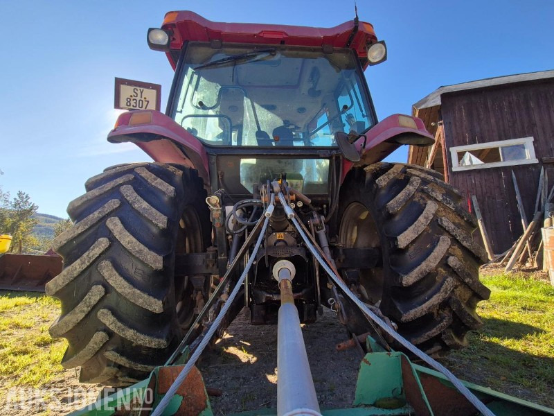 2004 CASE IH JX1100U Maxxima 4WD - Farm tractor: picture 4 2004 CASE IH JX1100U Maxxima 4WD - Farm tractor: picture 4