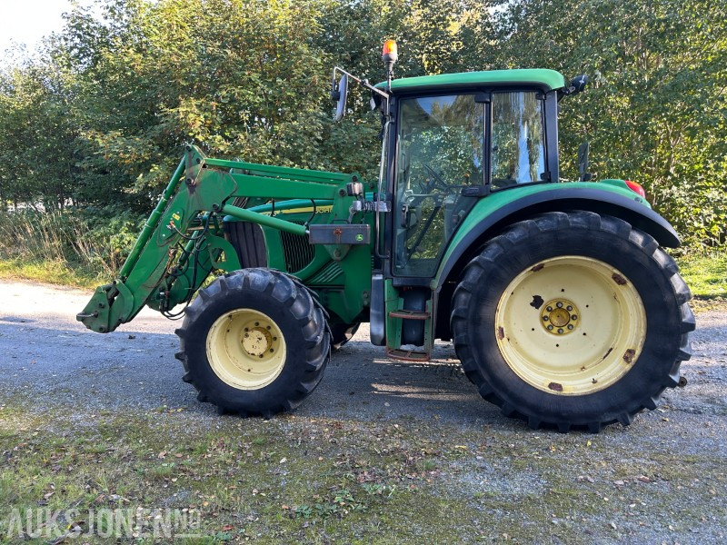 2004 John Deere 6320 - traktor med frontlaster - Farm tractor: picture 4 2004 John Deere 6320 - traktor med frontlaster - Farm tractor: picture 4