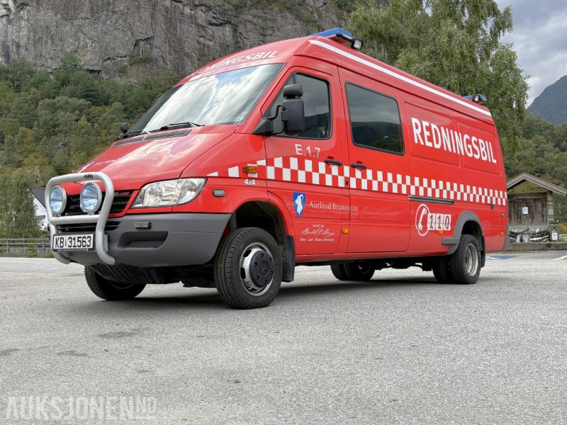 2005 Mercedes-Benz Sprinter 4-motion / 4X4 redningsbil - fullutstyrt - Fire truck: picture 1 2005 Mercedes-Benz Sprinter 4-motion / 4X4 redningsbil - fullutstyrt - Fire truck: picture 1