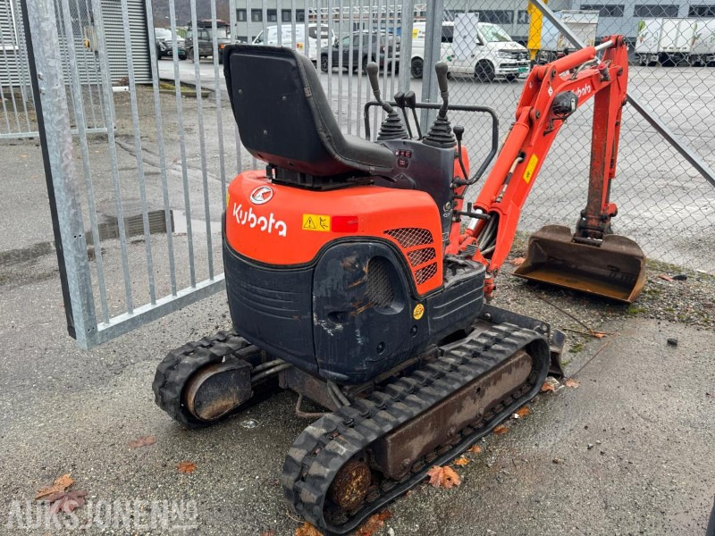 2007 Kubota U10-3 minigraver med 2 skuffer - Mini excavator: picture 3 2007 Kubota U10-3 minigraver med 2 skuffer - Mini excavator: picture 3