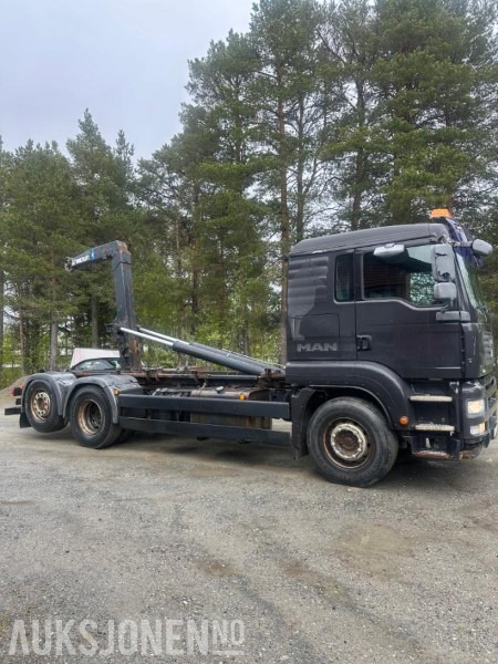 2007 MAN TGA 26.440 6X2-2 BL - Hook lift truck: picture 2 2007 MAN TGA 26.440 6X2-2 BL - Hook lift truck: picture 2