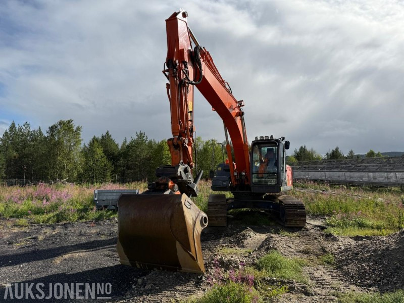 2008 Hitachi ZX210LC-3 – 9754 t - Novatron - Sentralsmøring - Excavator: picture 2 2008 Hitachi ZX210LC-3 – 9754 t - Novatron - Sentralsmøring - Excavator: picture 2