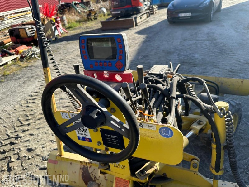 Leasing of  2008 Laser Grader Høvel med maskinstyring og laser 2008 Laser Grader Høvel med maskinstyring og laser: picture 8 Leasing of  2008 Laser Grader Høvel med maskinstyring og laser 2008 Laser Grader Høvel med maskinstyring og laser: picture 8