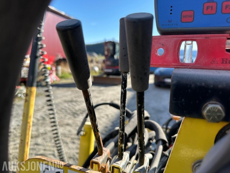 Leasing of  2008 Laser Grader Høvel med maskinstyring og laser 2008 Laser Grader Høvel med maskinstyring og laser: picture 10 Leasing of  2008 Laser Grader Høvel med maskinstyring og laser 2008 Laser Grader Høvel med maskinstyring og laser: picture 10