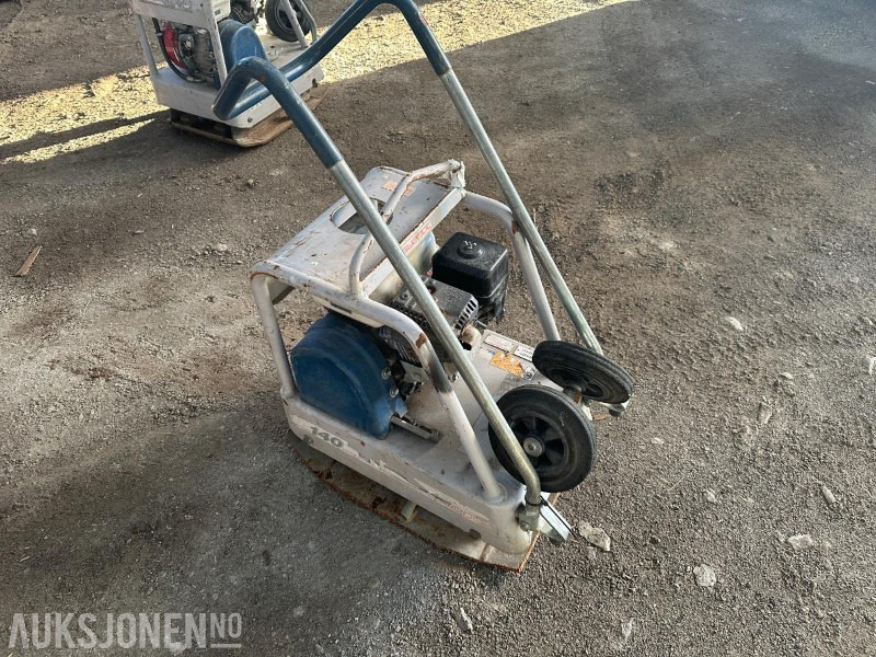 2008 SWEPAC F140 - VIBROPLATE - Roller: picture 4 2008 SWEPAC F140 - VIBROPLATE - Roller: picture 4