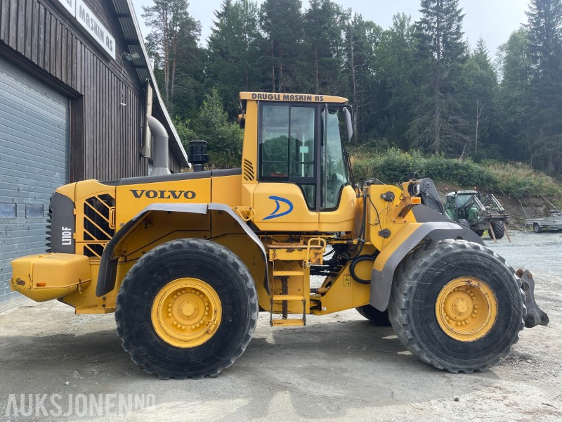 2008 Volvo L110F hjullaster med skuff - sentralsmøring - 3/4 funksjon-Skriver med vekt-kamera - ekstra lys - Wheel loader: picture 5 2008 Volvo L110F hjullaster med skuff - sentralsmøring - 3/4 funksjon-Skriver med vekt-kamera - ekstra lys - Wheel loader: picture 5