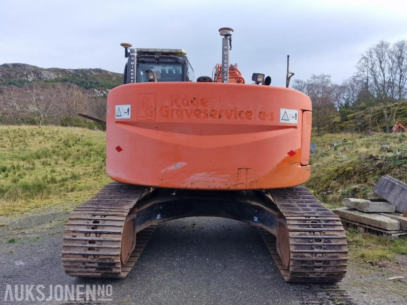 2009 Hitachi ZX225USLC-3 Beltegraver m/GPS/Rototilt med klype/Pusseskuffe, 12800 timer - Excavator: picture 5 2009 Hitachi ZX225USLC-3 Beltegraver m/GPS/Rototilt med klype/Pusseskuffe, 12800 timer - Excavator: picture 5