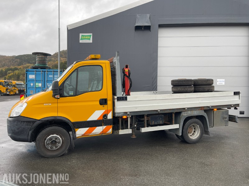 2009 Iveco Daily 3,0 - 177 Hk kranbil med nedfellbare karmer, kun 57865 km ! - Crane truck: picture 2 2009 Iveco Daily 3,0 - 177 Hk kranbil med nedfellbare karmer, kun 57865 km ! - Crane truck: picture 2