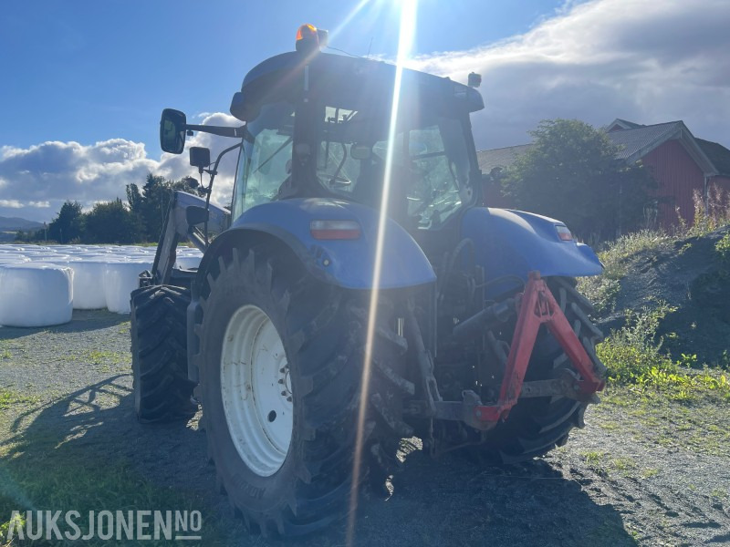 2009 New Holland T6070 - med frontlaster - Farm tractor: picture 3 2009 New Holland T6070 - med frontlaster - Farm tractor: picture 3