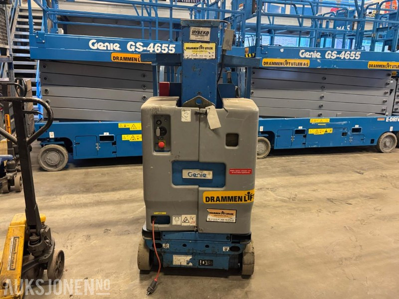 2011 Genie GRC12 mastelift / 6 meter - Aerial platform: picture 3 2011 Genie GRC12 mastelift / 6 meter - Aerial platform: picture 3