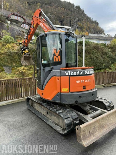 2011 HITACHI 52U. 3700T. ENGCON TILTROTATOR. S40. SERVICE 3600T - Excavator: picture 4 2011 HITACHI 52U. 3700T. ENGCON TILTROTATOR. S40. SERVICE 3600T - Excavator: picture 4